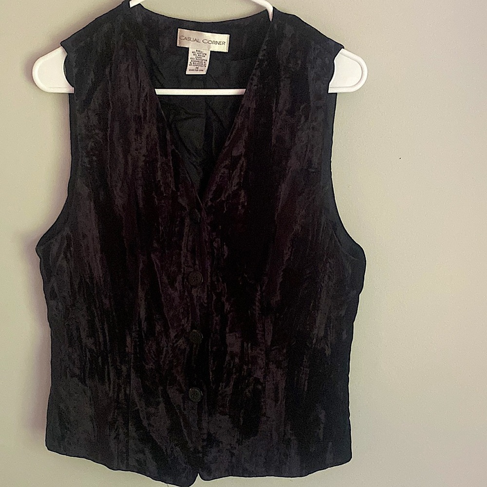 Groovy CASUAL CORNER Vest 🖤